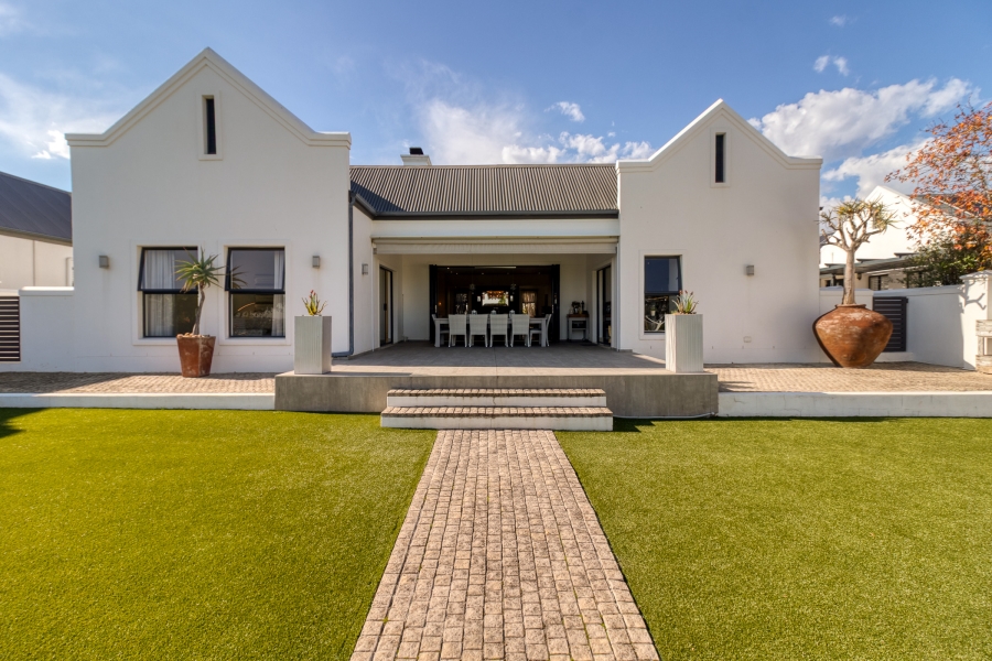 3 Bedroom Property for Sale in Croydon Vineyard Estate Western Cape